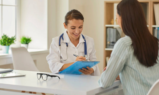 L-Glutamin ist eine der wichtigsten Aminosäuren, wenn es um Heilung und Regeneration geht. Es spielt eine zentrale Rolle beim Aufbau von Gewebe und bei der Reparatur von Muskeln und Schleimhäuten.