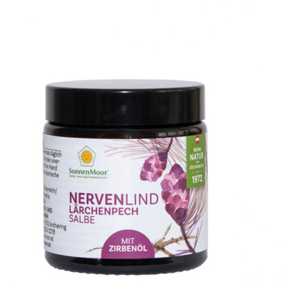 Dose SonnenMoor Lärchenpechsalbe – 50 ml in einer praktischen Dose, die die natürliche Pflege mit Lärchenpech zur Unterstützung der Hautregeneration und Linderung von Hautirritationen zeigt.